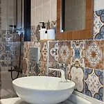 Iconic Sea View Duplex W Terrace In Balat *