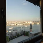 Iconic Sea View Duplex W Terrace In Balat *