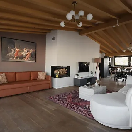 Iconic Sea View Duplex W Terrace In Balat * Istambul