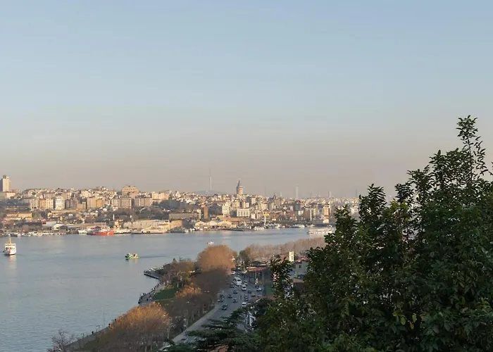 Iconic Sea View Duplex W Terrace In Balat