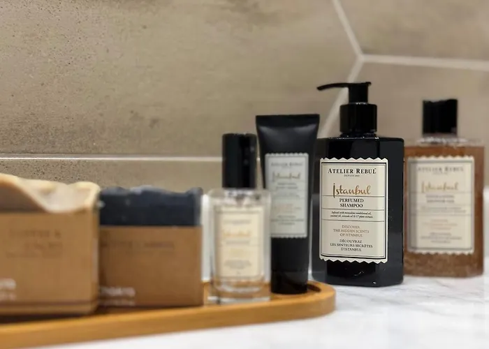 Iconic Sea View Duplex W Terrace In Balat